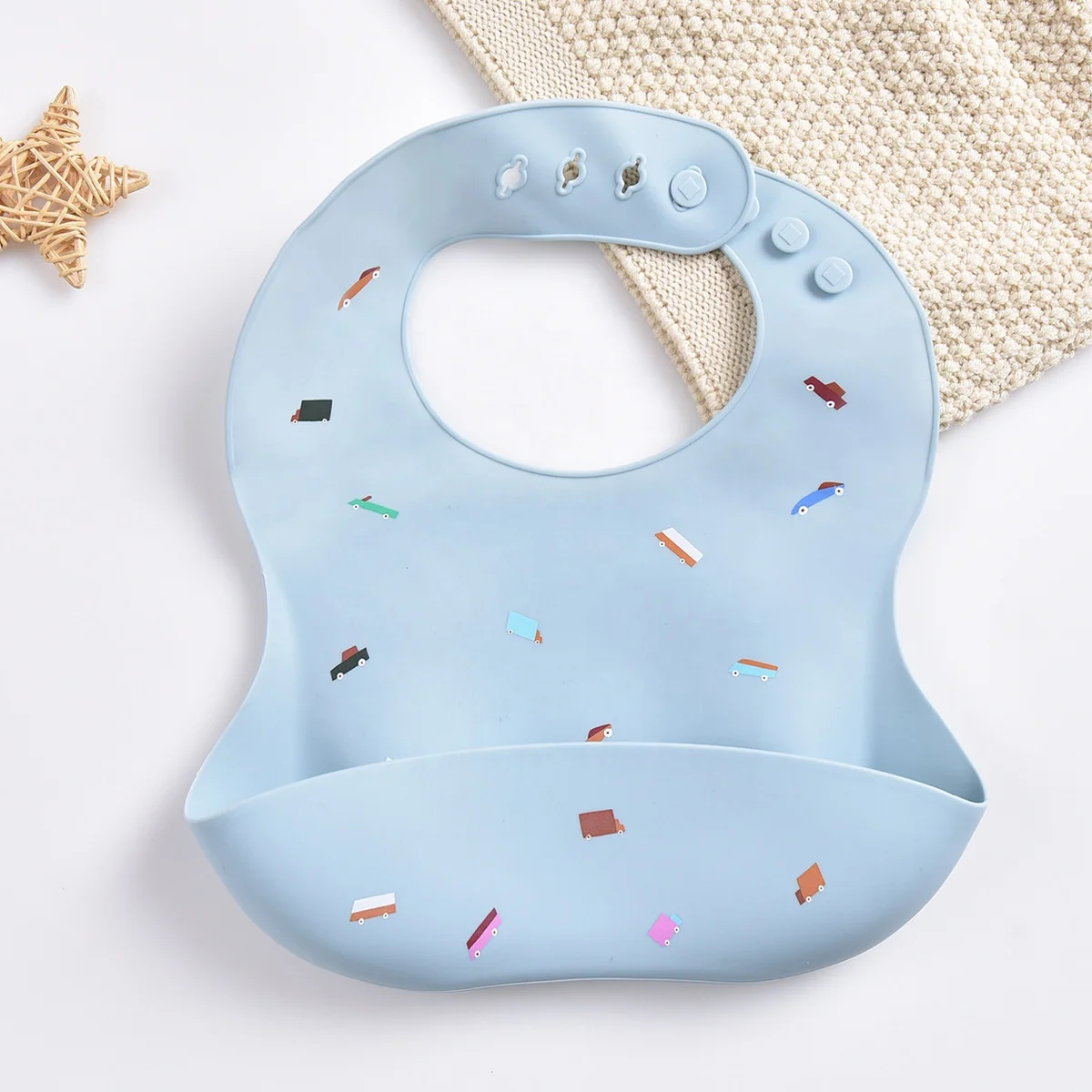 Eco-Friendly Non-Toxic Silicone Infant Feeding Bibs BPA Free Silicone Baby Bib Portable Waterproof Silicone Bib