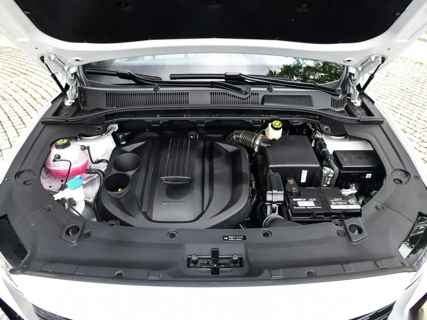China Cheap New 2021 Geely Boyue 1.8 T electric SUV Cars