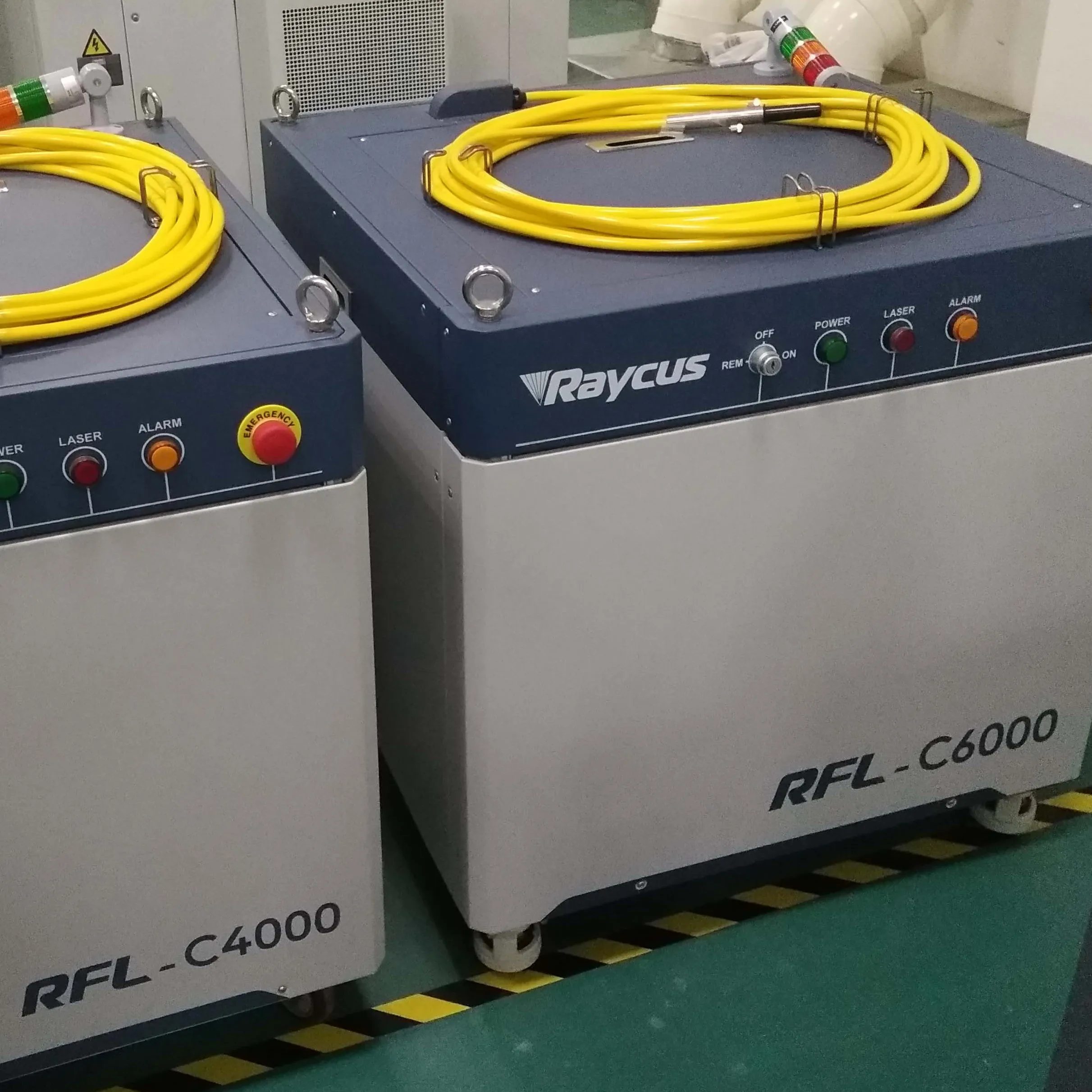 Прямая продажа с фабрики 6000 Вт волоконный лазерный источник raycus 6 кВт одиночный модуль волоконный лазерный источник для лазерной резки