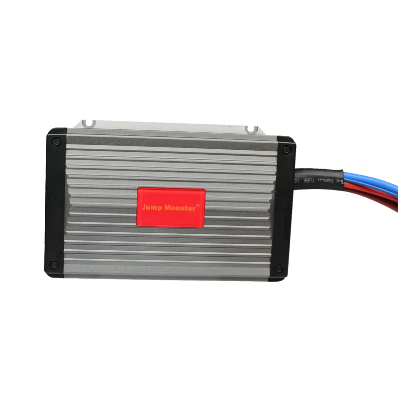 12V SOLAR dc to dc battery charger 2 banks of batteries for maine and boat 40Amp current professional manufacturer