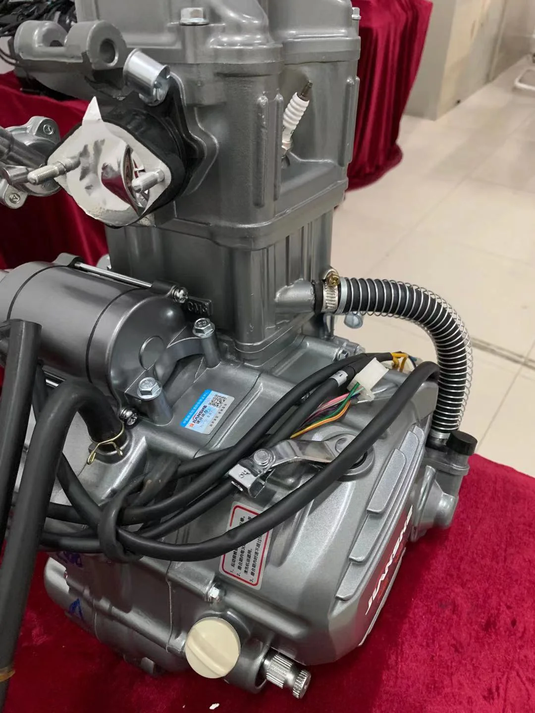  Высокое качество 200cc бензиновый двигатель в сборе Надежный Китай CCC силовой для взрослых трехколесный