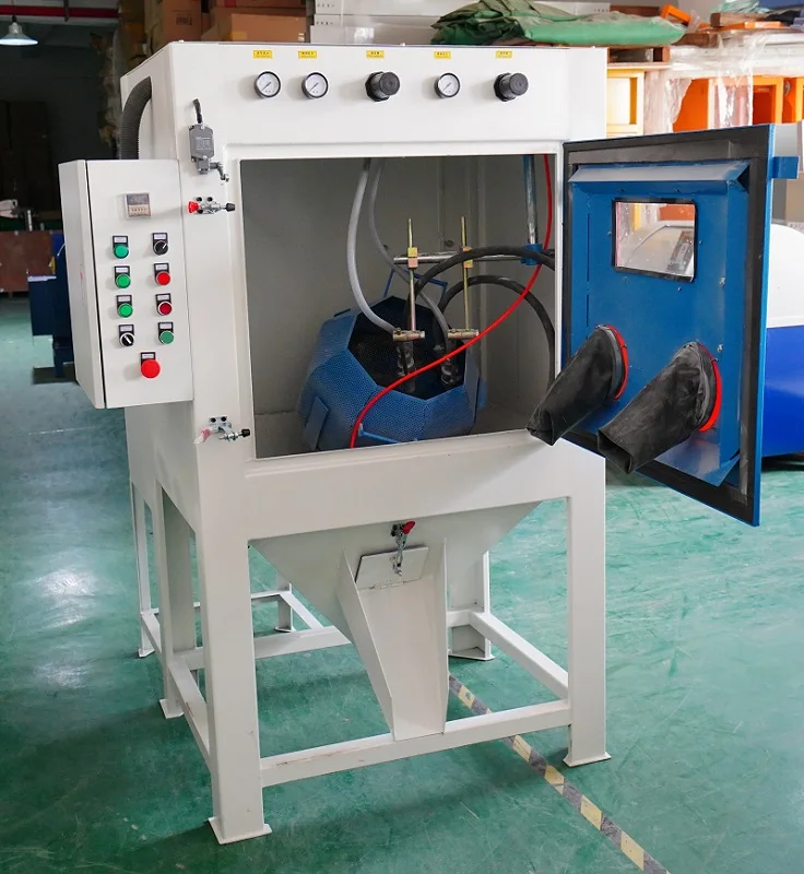 Automatic sandblasting machine with rotary drum