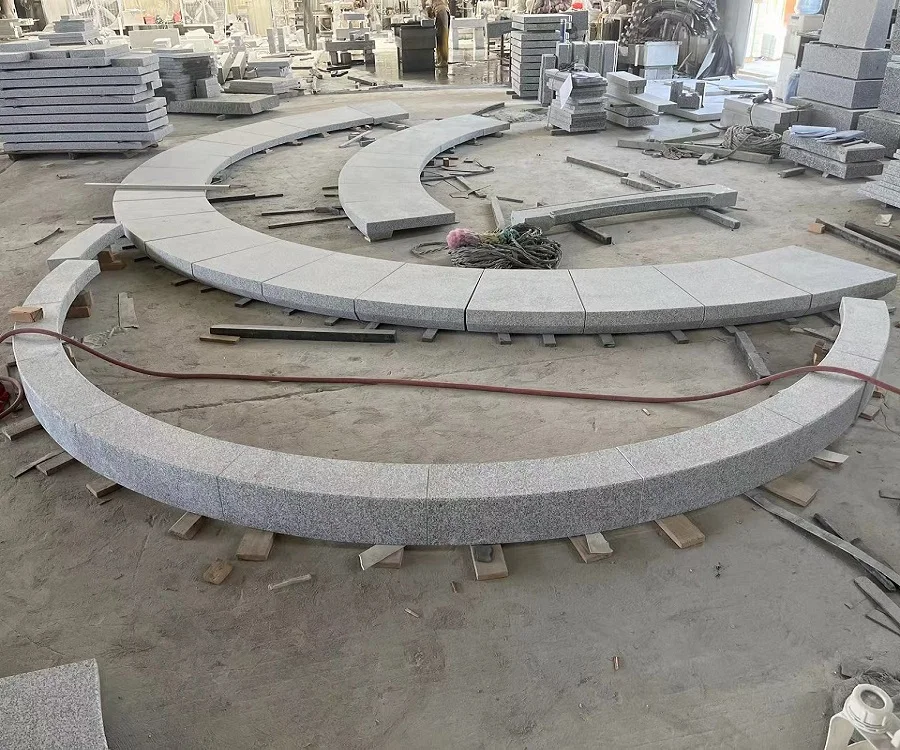 Dark Grey G654 Granite Curb Stone Curved Granite Outdoor Kerbstone Granite Palisade