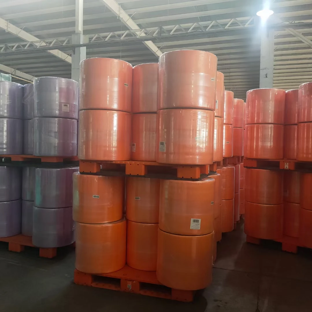 Color PP Nonwoven fabric Raw Material Spunbond Nonwoven Fabric In Roll For FFP2 FFP3 Face Mask