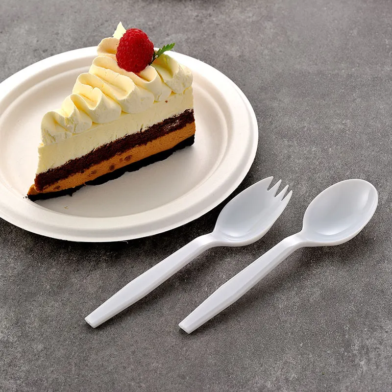 Oem Service Wedding Party Dinner Tableware Spoon Fork Knife Plastic Flatware Disposable Cutlery Set with Napkin Salt Pepper