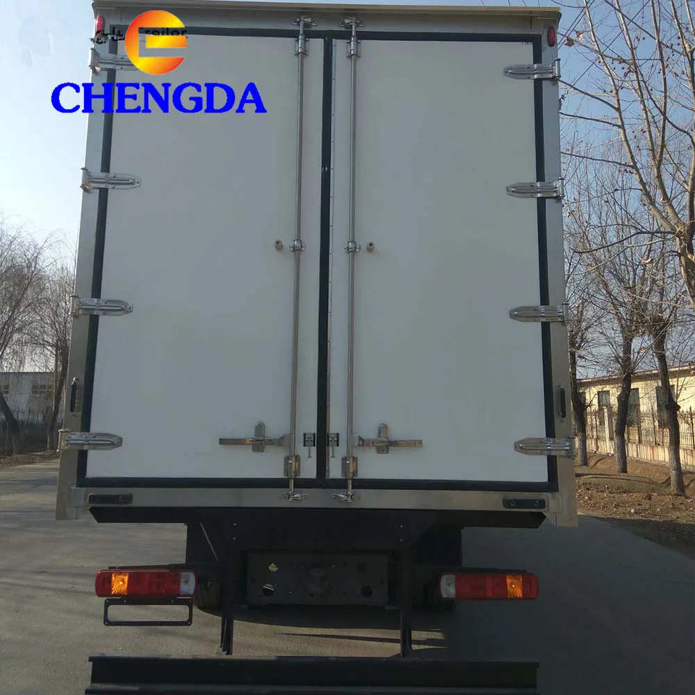 Новый грузовик Sinotruck Howo 6x4 для пищевых продуктов