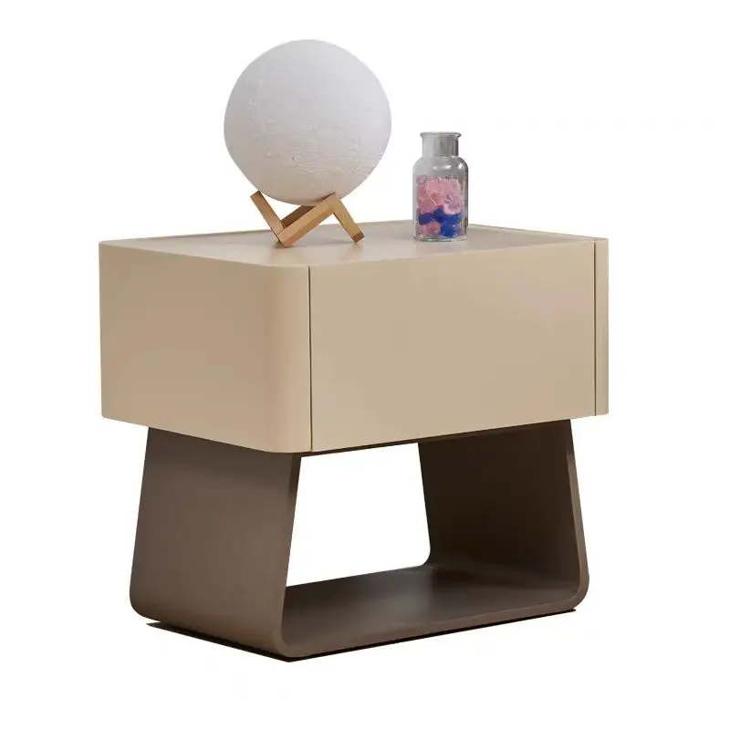 New Light Italian Luxury Pure Color Round Nightstand Solid Wood Beside Table Hotel Bedroom Furniture