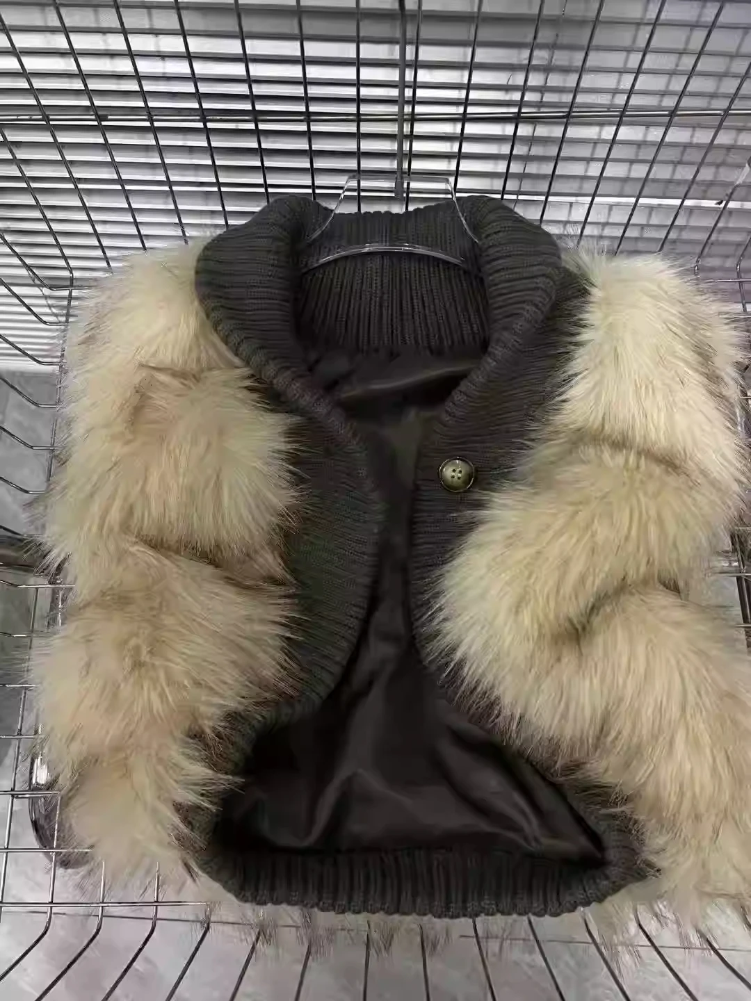 Fashion Gliet Crop Short Coat 2024 New Design Women Knitting Vest Faux Fur Sleeveless Vest