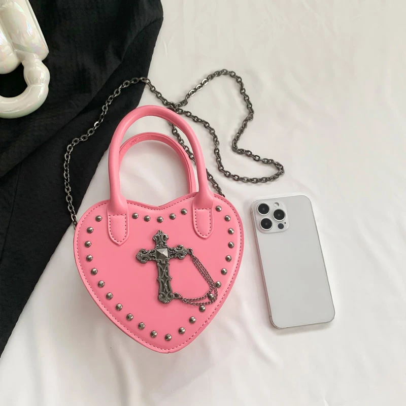 Gothic Fashion Stylish Handbag Y2K Heart Shaped Bag Chain Shoulder Punk Studded Crossbody Bag for Women