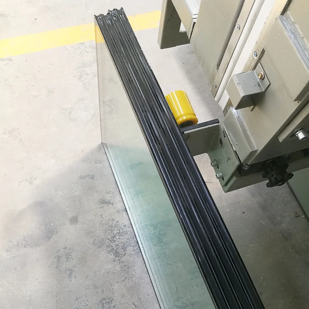 Factory 1 Year Warranty Double Glazing Machine Insulated Glass Processing Machinery Automatic Insulating Glass Sealing Robot