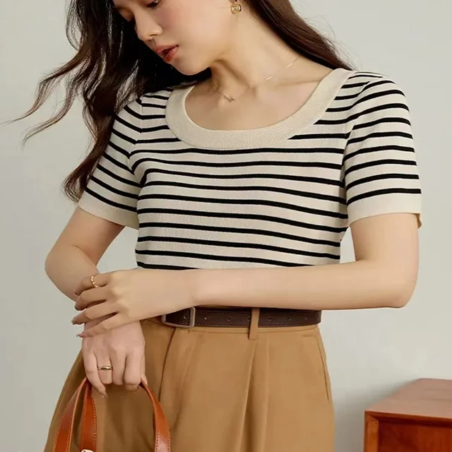 wholesale Classic contrast color stripe U-neck short-sleeve knitted T-shirt summer new style slightly fat temperament top