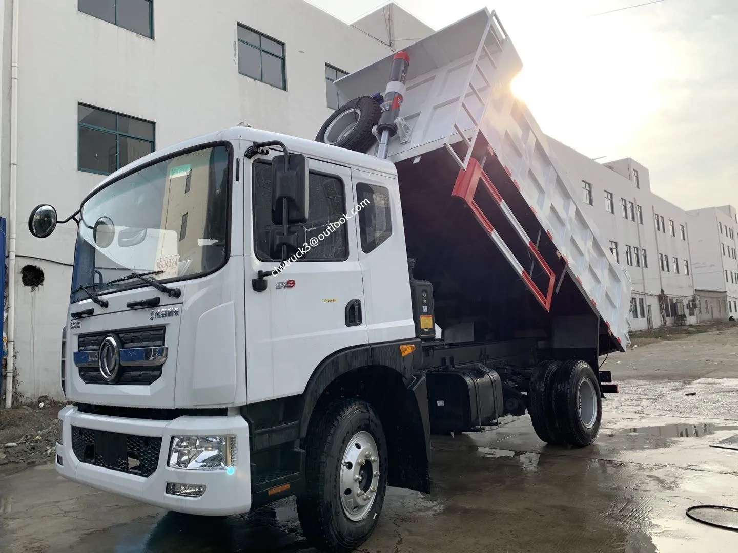 Dongfeng Granite Dump Trucks 15 Tons for Myanmar