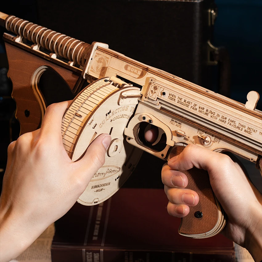 Robotime Rokr Tiktok Hot Selling 3D Wooden Puzzles LQB01 Submachine Model Kit Toy Guns For Adults