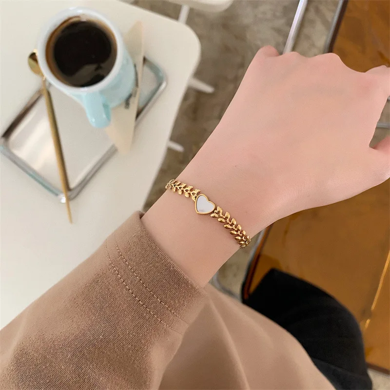 Hongtong C2-5 Stainless Steel Heart-Shaped Mother Of Pearl Wheat Ear Pattern Popular Non Fading Bracelet