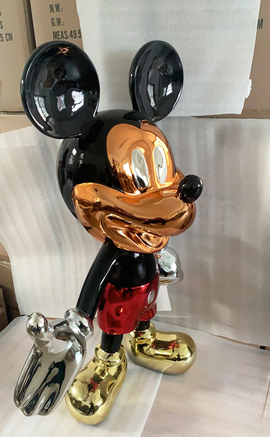 Popular cartoon mice outdoor statue theme amusement park playground prop display anime sculpture