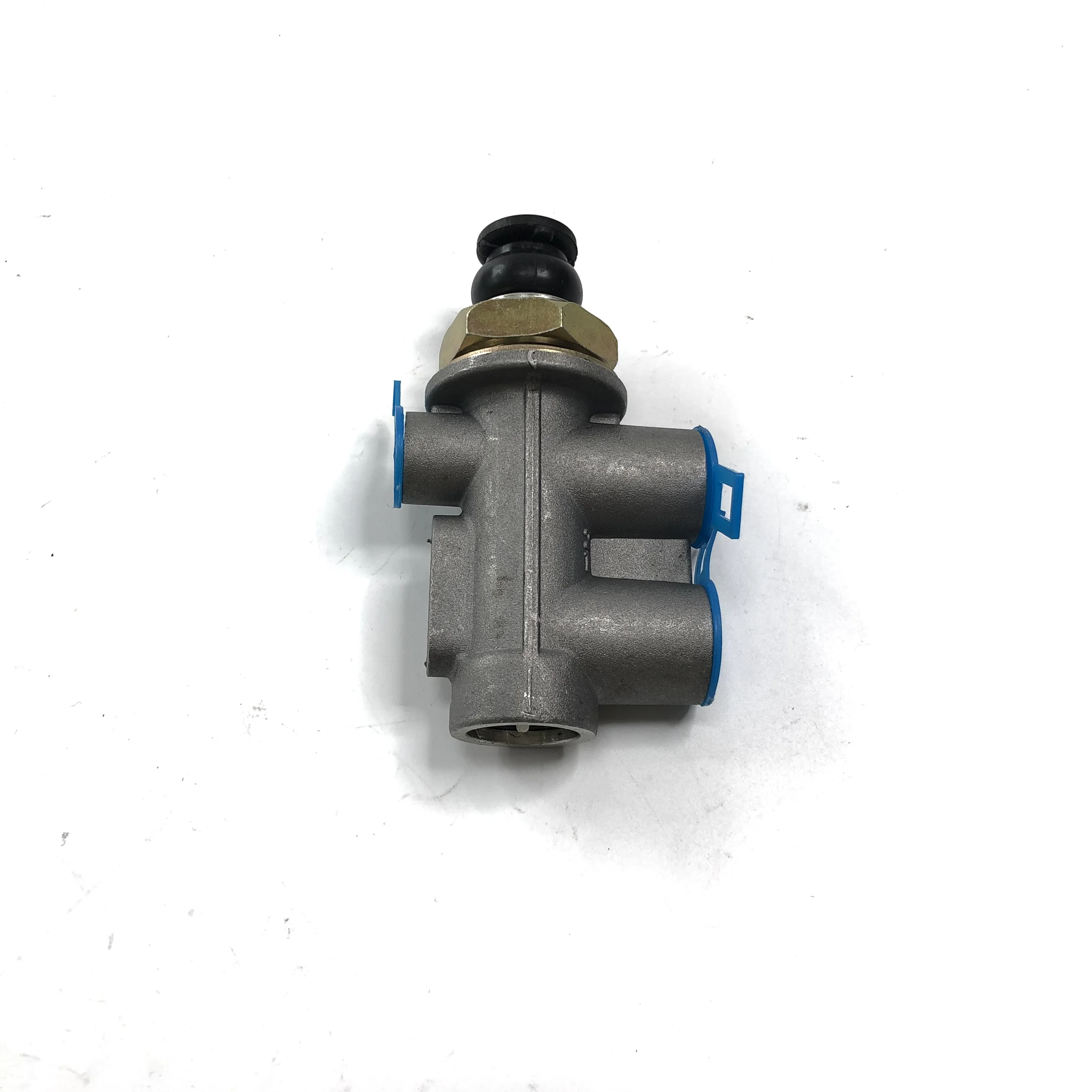 Professional manufacturer 4630132000 air foot brake valve brake master cylinder for Truck