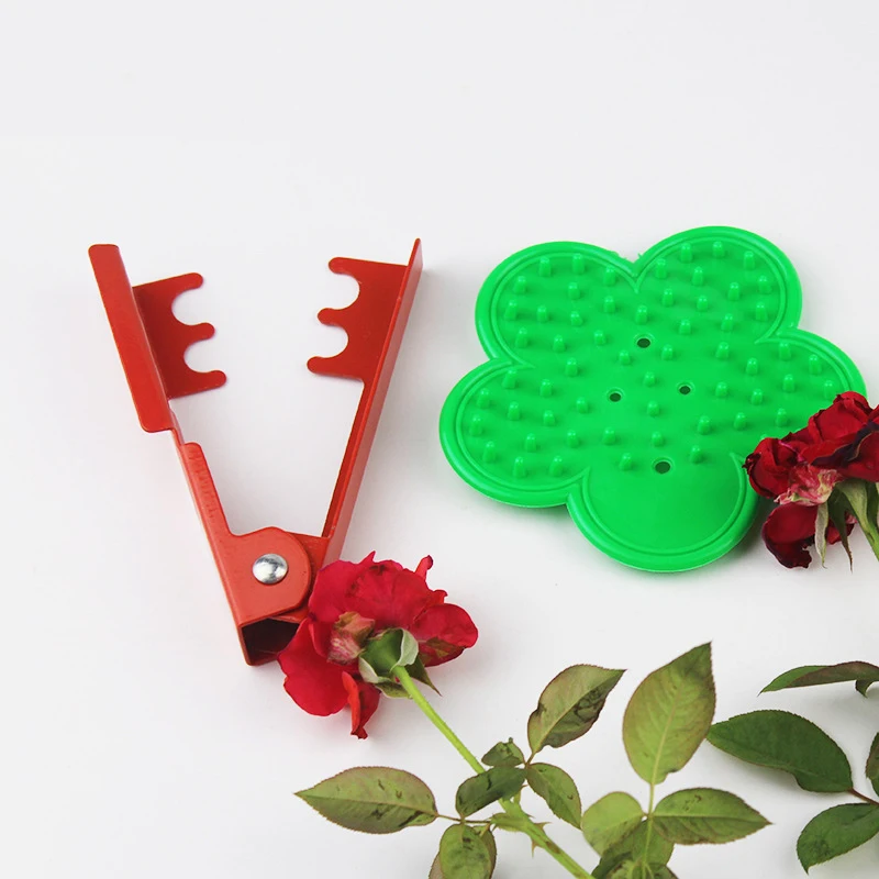 
New Floral tools Rose Pliers Thorn Stem Leaf Stripper Removing Rose Burrs 