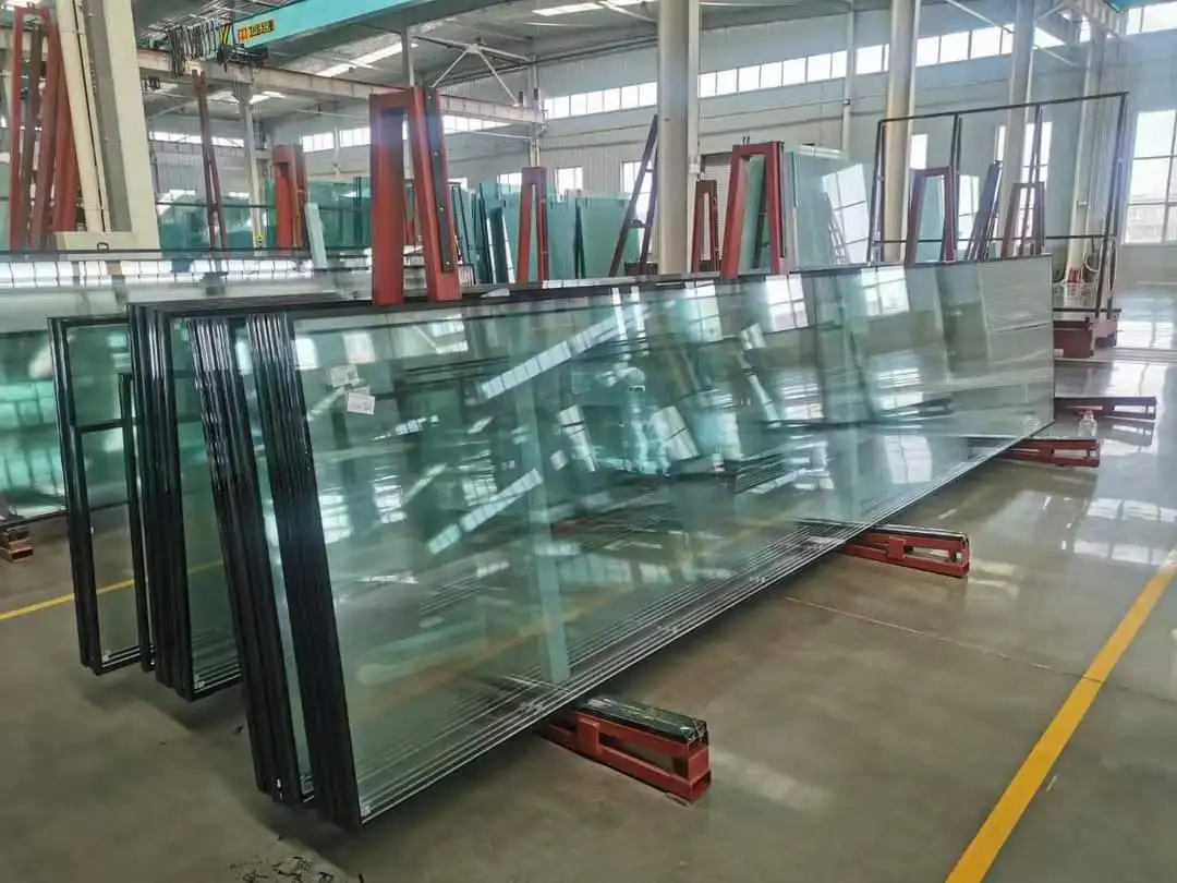jumbo 15+15+15/19+19+19 1.52/2.28 SGP/PVB tempered laminated glass fin