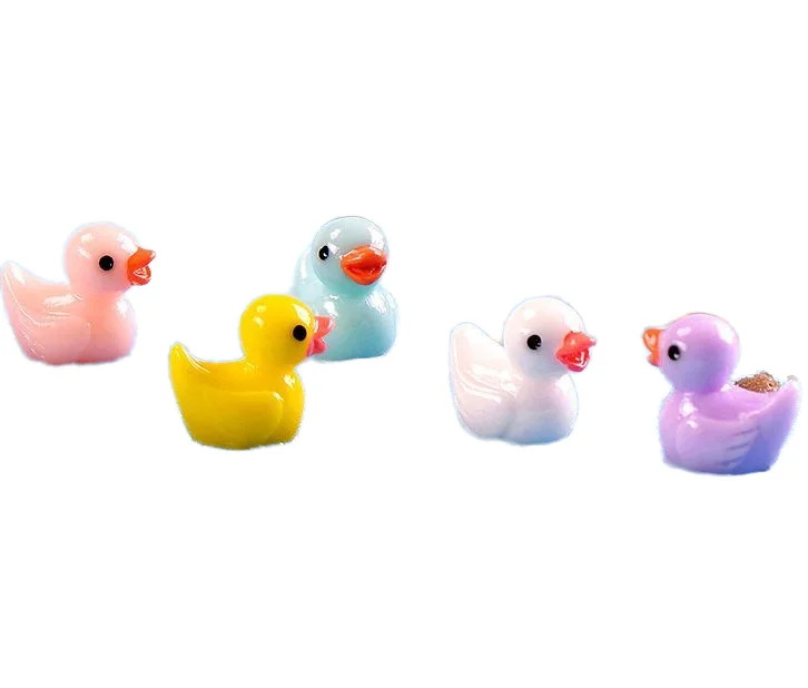 Hot Selling Mini Yellow Duck Resin Crafts Easter Ornaments Resin Figure Cute Animal Pendant Home Garden Decoration Slime Charm