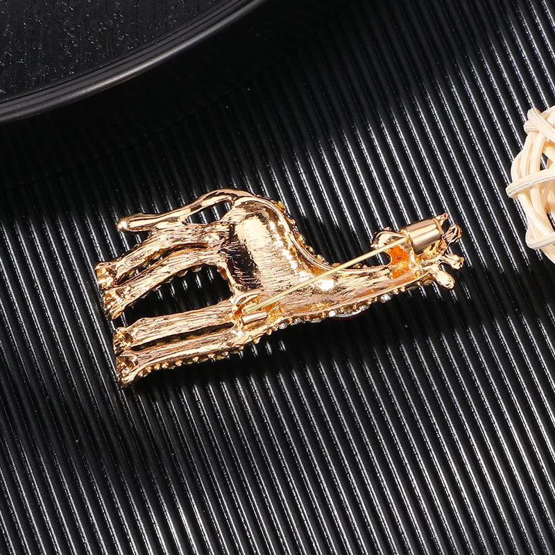 Hot sales wholesale new products metal gold fashion designer animal jewelry custom lapel luxury pin lapel pins brooches  women