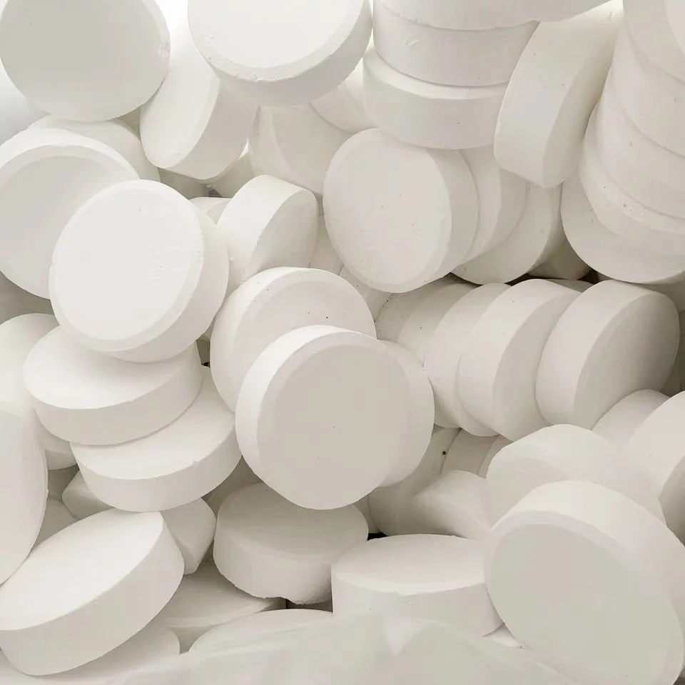 
China Swimming Pool Water Treatment TCCA 90 Chlorine Tablets 200g special for swimming pool 