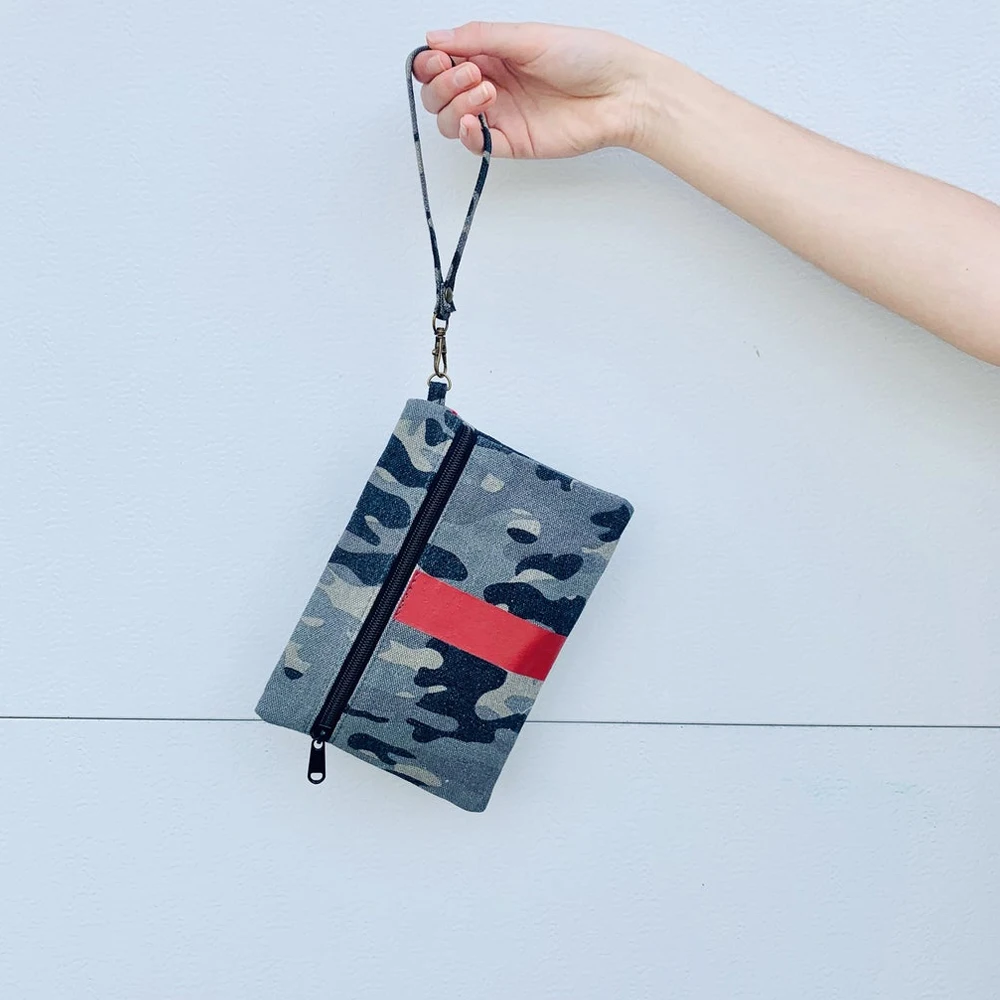 Wholesale Custom Canvas Camo Clutch Handle Purse Cheetah Leopard Clutch Wristlet for Women