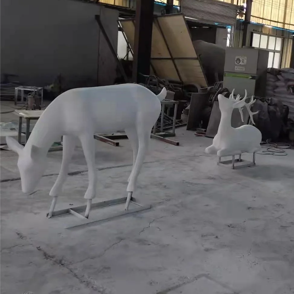 Christmas Reindeer Festival Home Decor Life Size Anime Deer Statue Outdoor Yard Display Resin Fiberglass Animal Sculpture