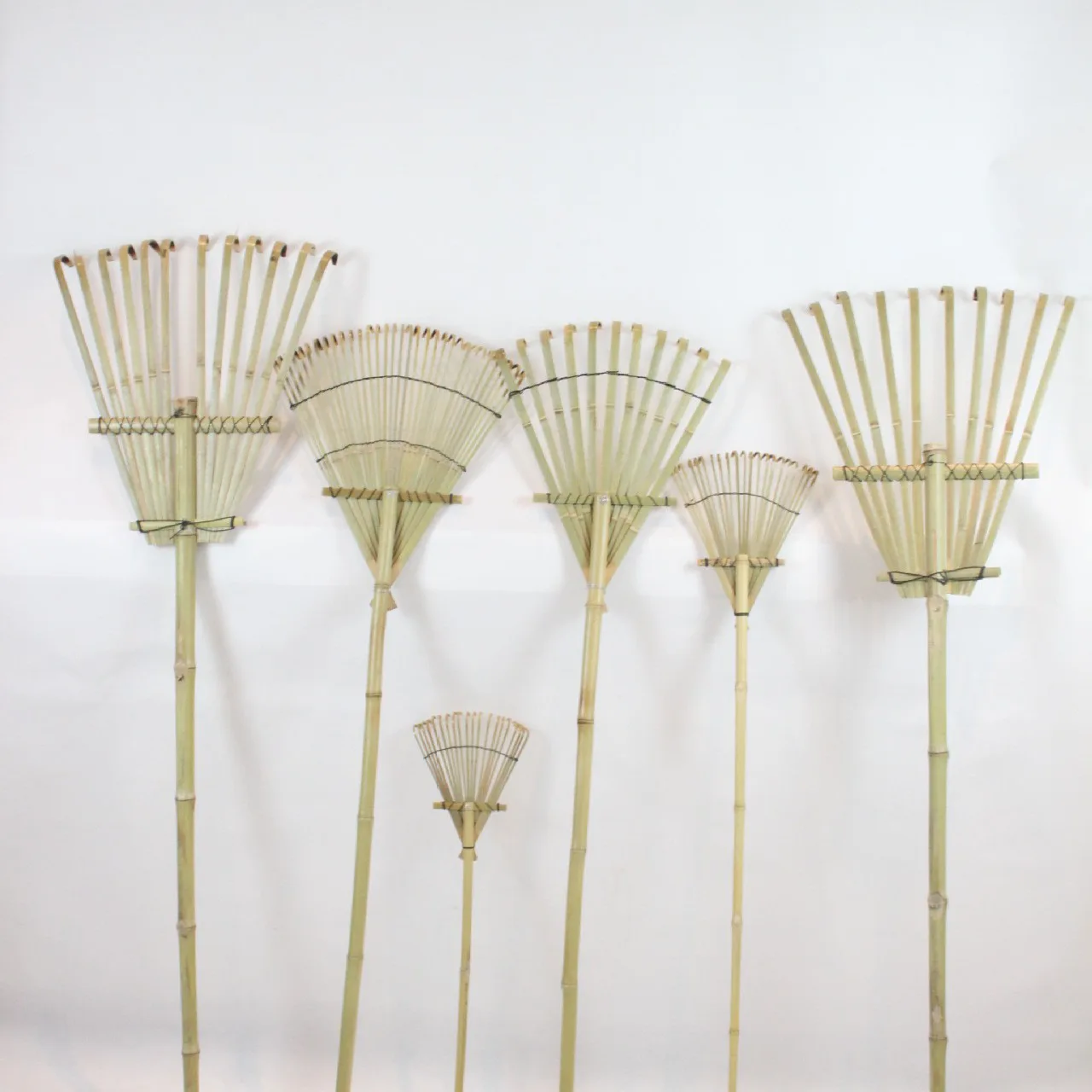 20 Teeth Bamboo Rake Lawn rake