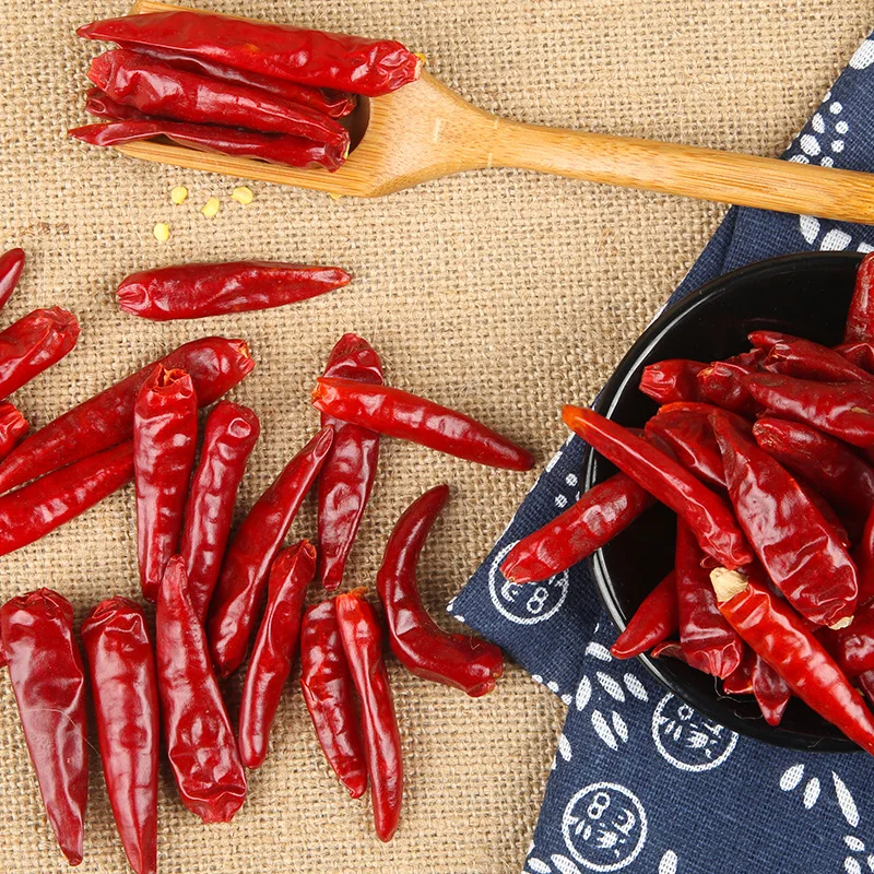 Export Chinese high quality natural dried red chili pepper with per ton price