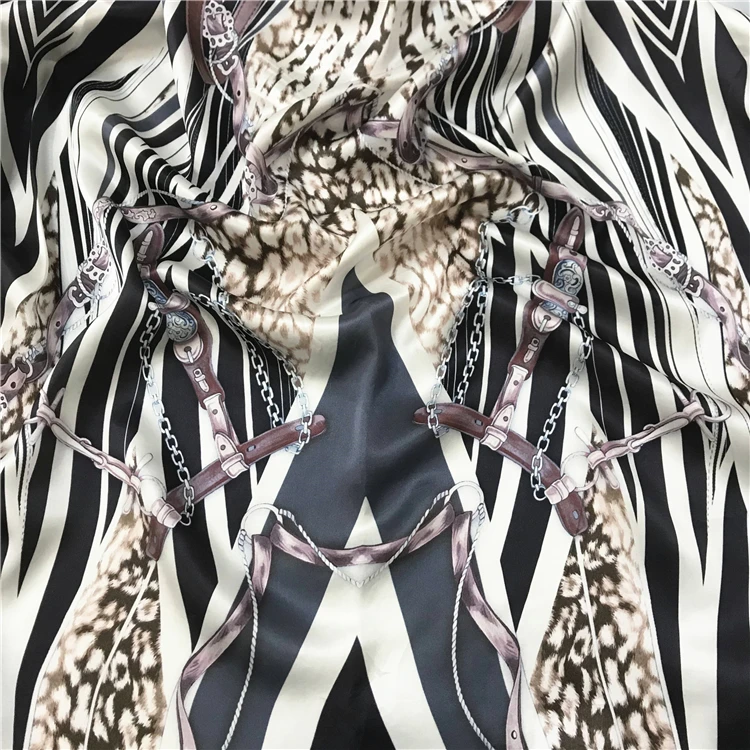 
Animal Print Leopard Fabric 100% Organic Silk 12mm Silk Satin Fabric 