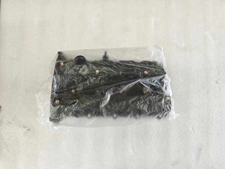 Good manufacturer auto engine spare parts 100% new valve cover assembly 1014100GD190 with low price
