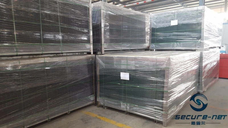 strong security wire mesh fencing electric welded industrial fence powder coated green color