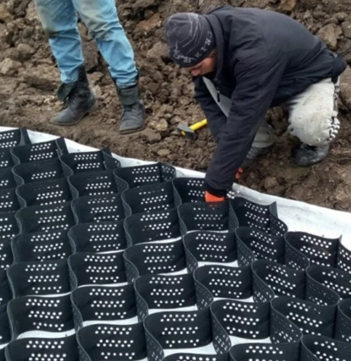 Оптовая HDPE пластиковая сотовая сетка для гравия геоцелл подпорной стены используется в дорожном