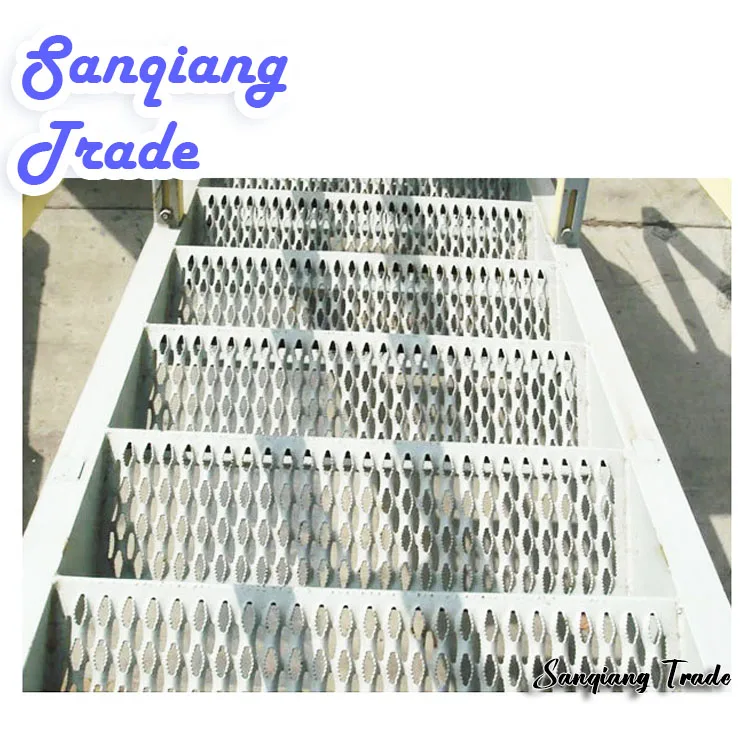 Extruded Holes Anti-Skid Perforated Sheet/Perforated Metal Anti Aluminum Sheet