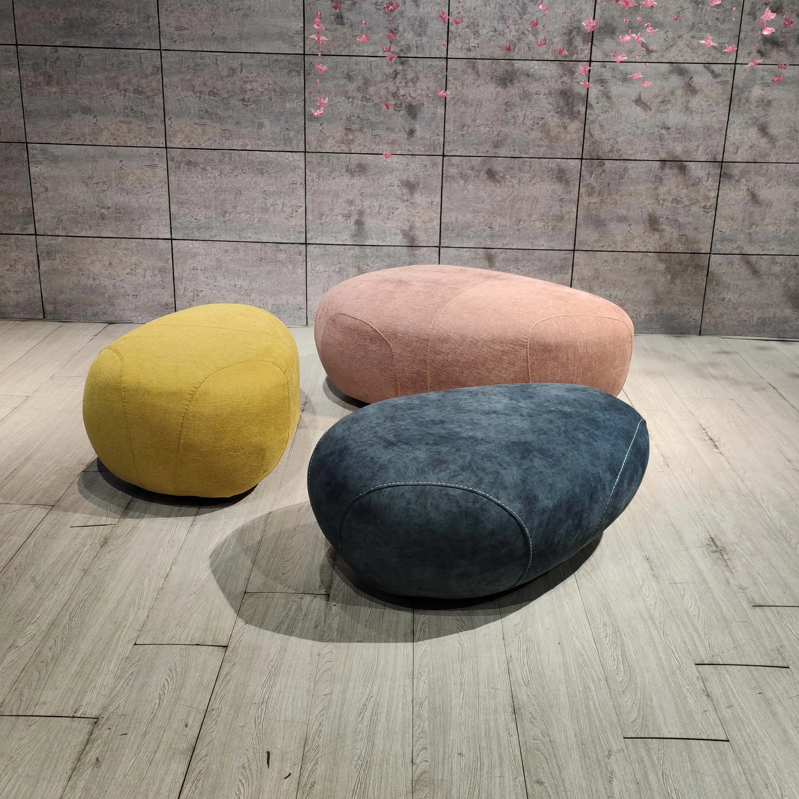 Relaxing Soft leisure reception area modern customized Colors  fabric Pouf  stool Ottoman