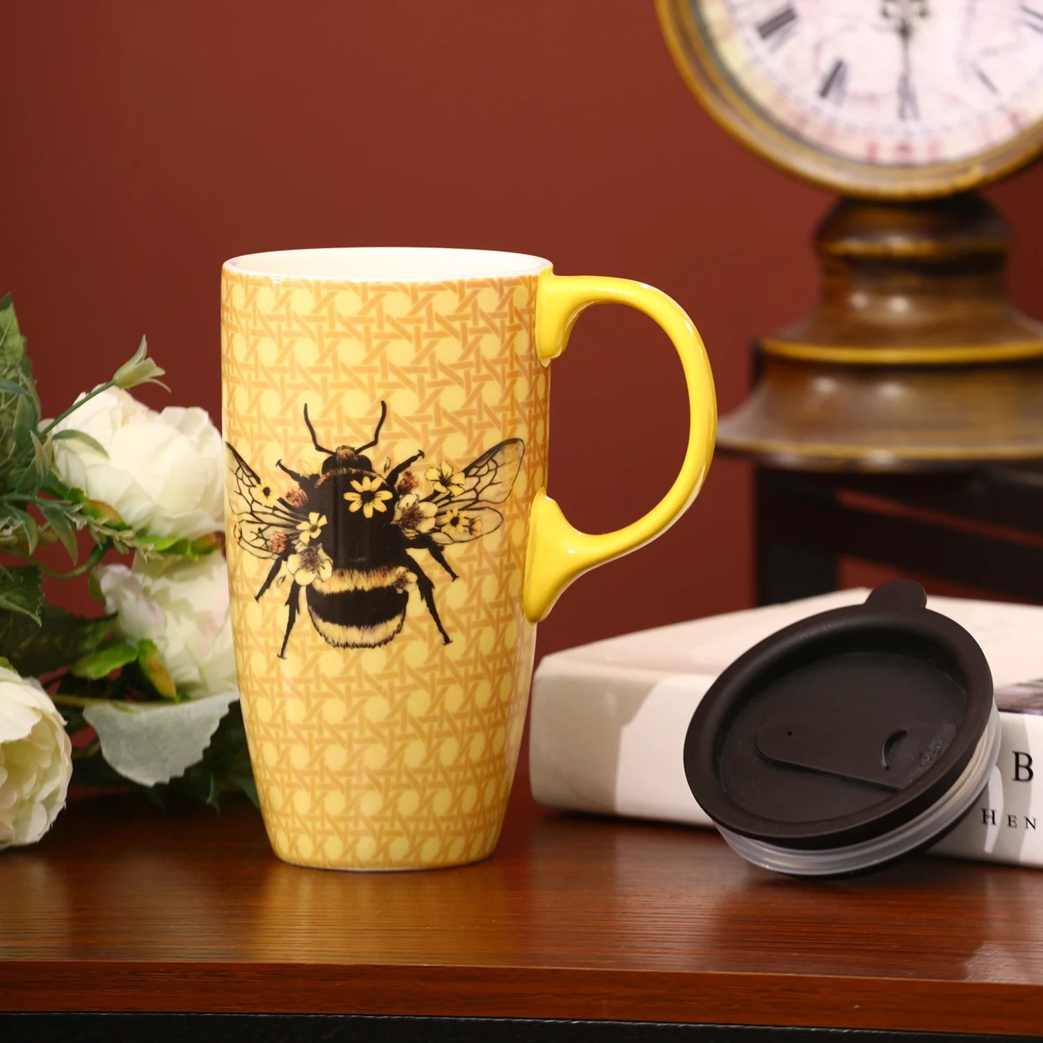 17oz. Yellow Bees Tall Coffee Cup Ceramic Mug Porcelain Latte Tea With Lid