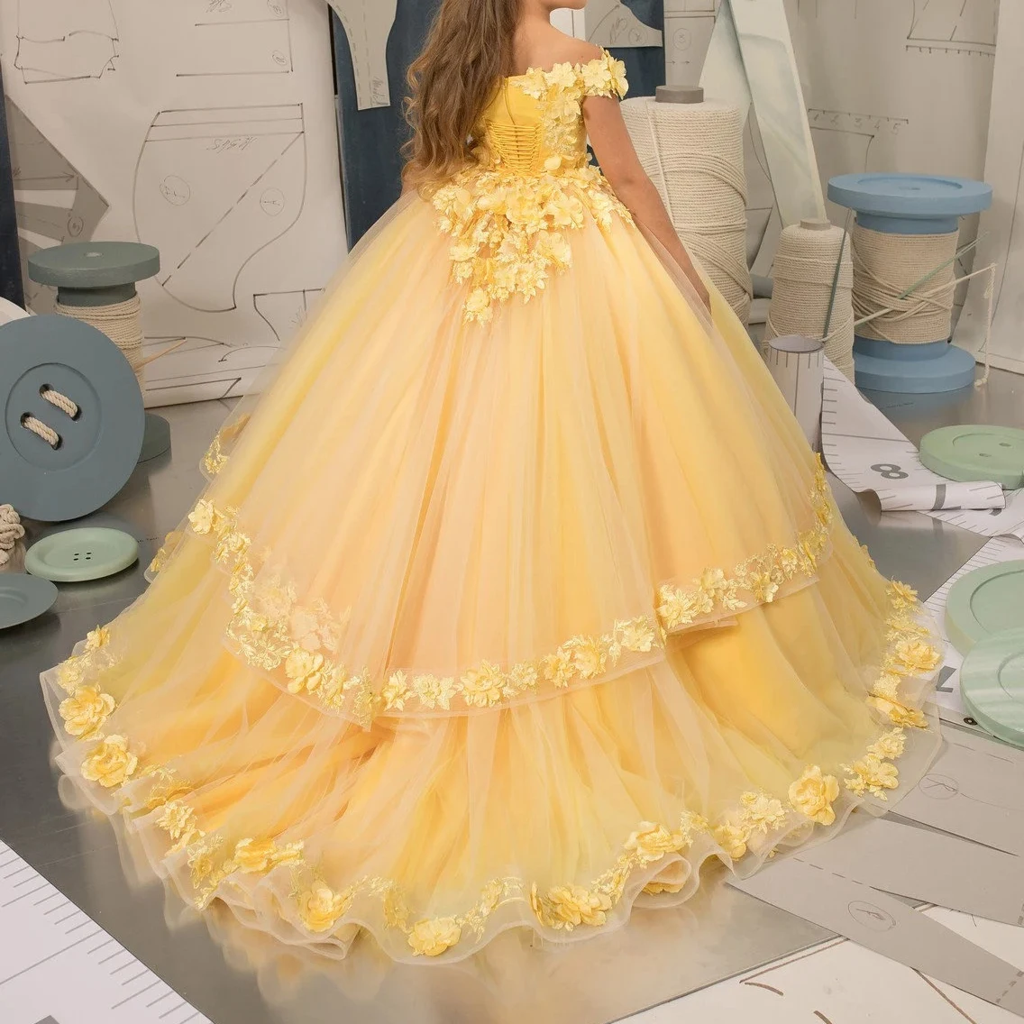 Off The Shoulder Appliques Pageant Gowns First Communion Dresses For Kids Party Dress Yellow Flower Girl Dresses For Wedding