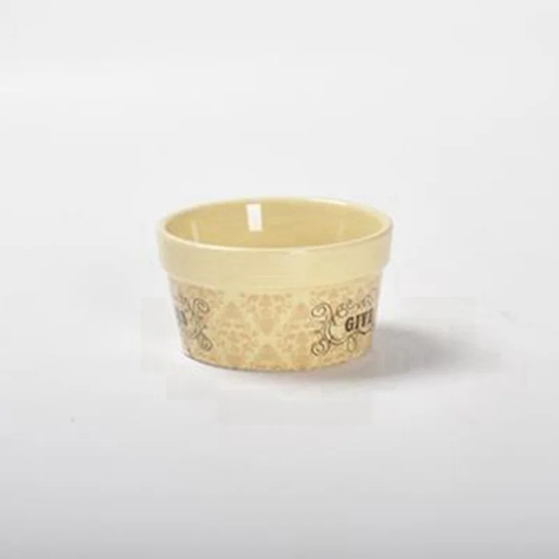 The bread cake pot can be customized with Polish color stamped ceramic bread mold