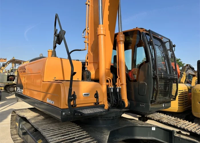 Original Imported  Hyundai225LC Korea Made Used Operating Weight Stable and Durable with Bucket Capacity