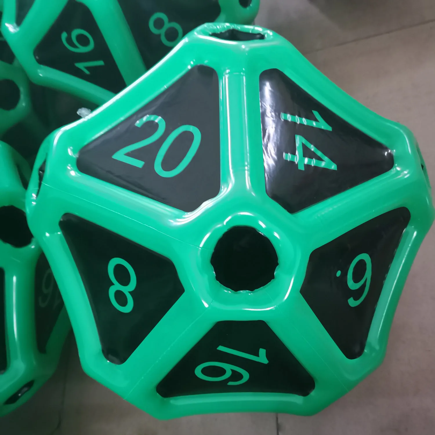 Надувные игрушки из ПВХ однотонные надувные кубики