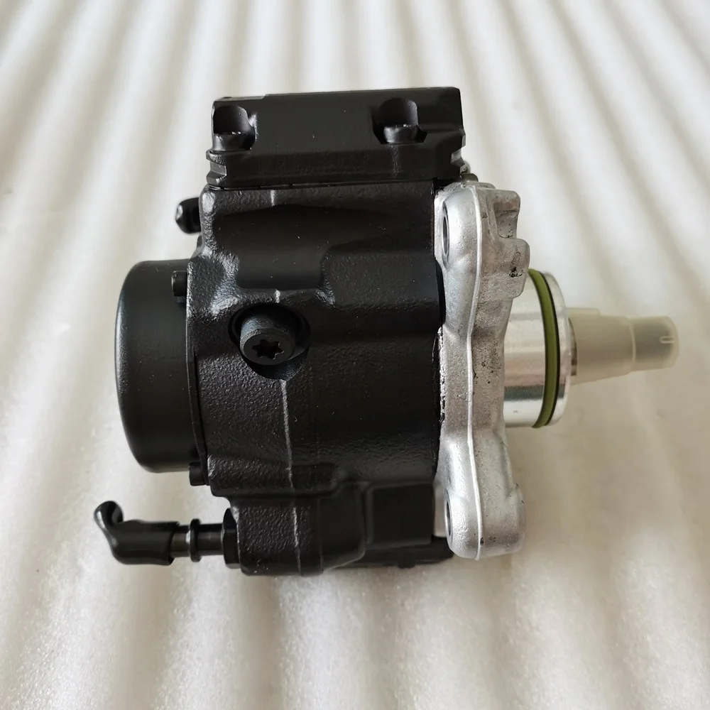 original common rail pump 9422A060A diesel fuel injection pump 33100-4A700