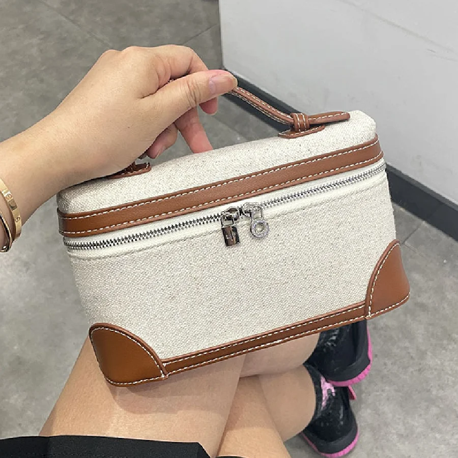 2023 New Leather Lunch Box Bag Gigi Same Style Piana Litchi Pattern Cowhide Handbag Simple Shoulder Bag for Women
