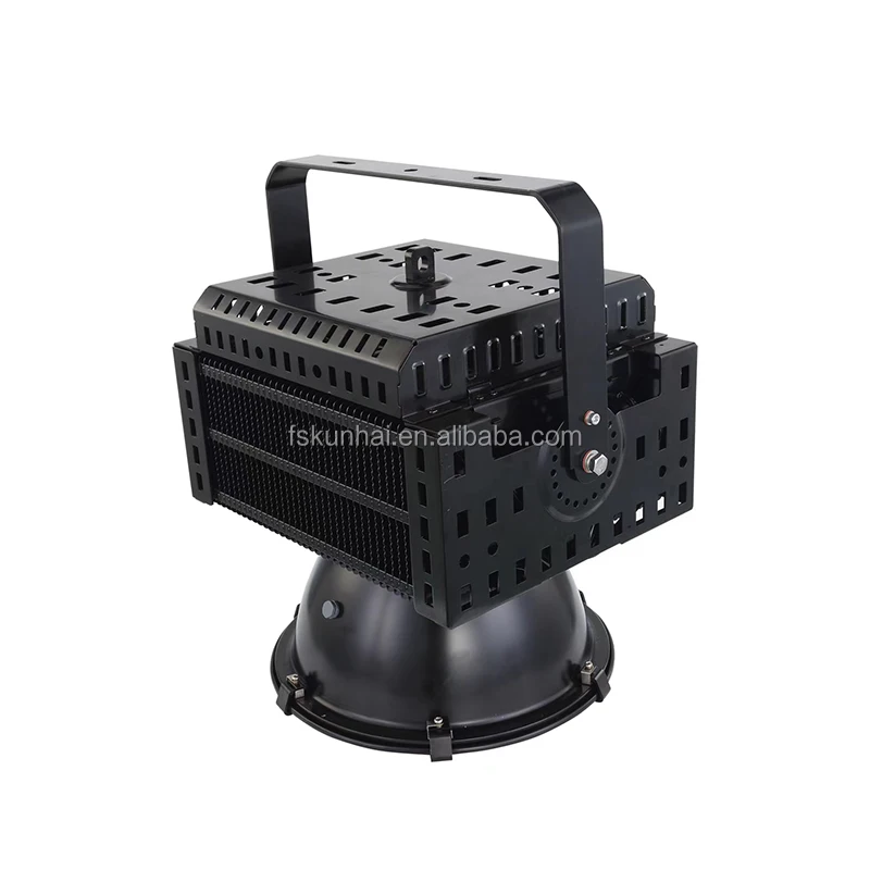 Прямая продажа с фабрики ac100-277V IP65 открытый ребристая алюминиевая квадртная лампа освещения LED башня подвесной светильник прожектор KH-MLE-42