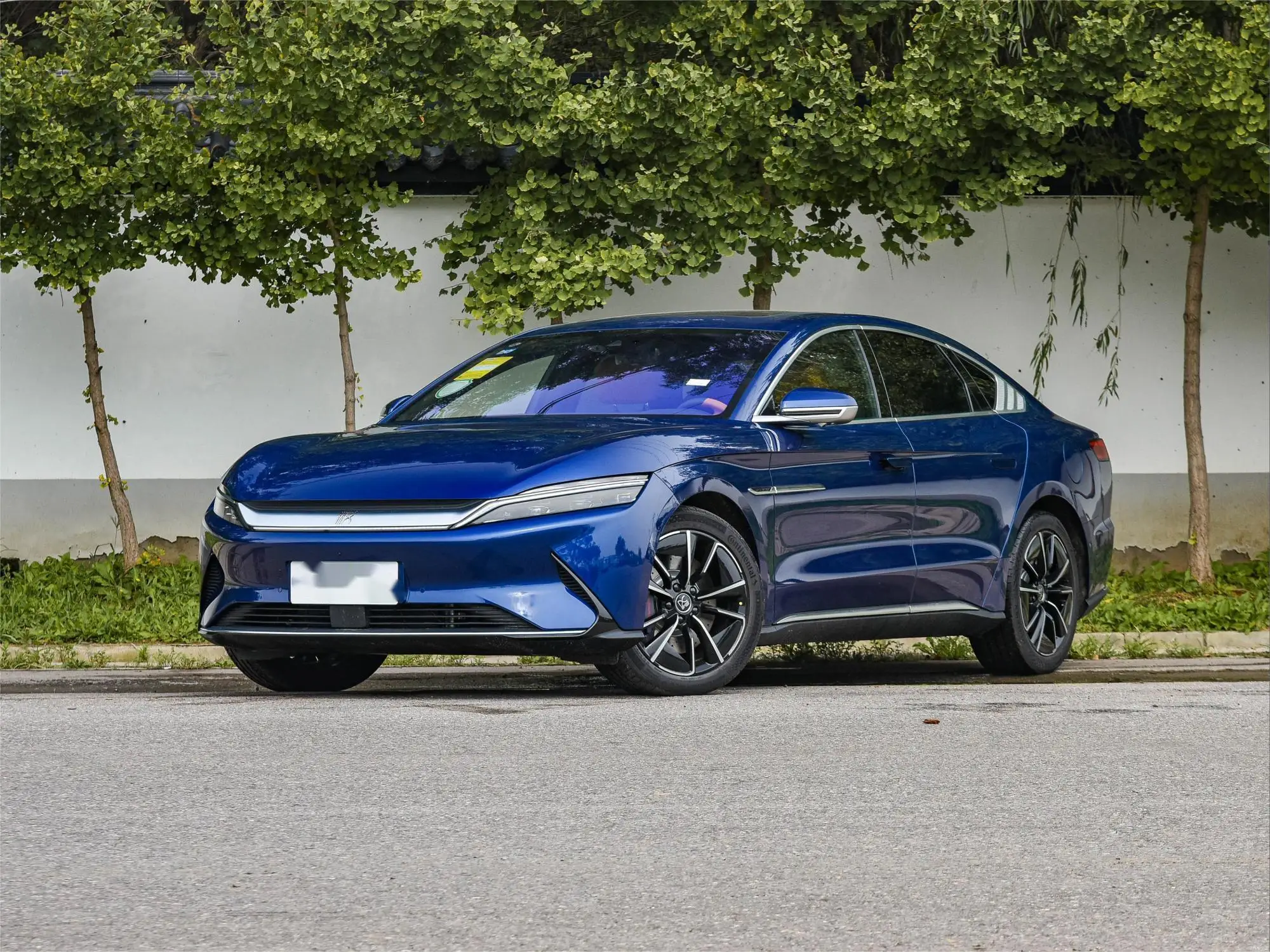 Лидер продаж подержанные автомобили BYD Han 610 км 4WD тысяча горный нефрит Ограниченная серия для продажи