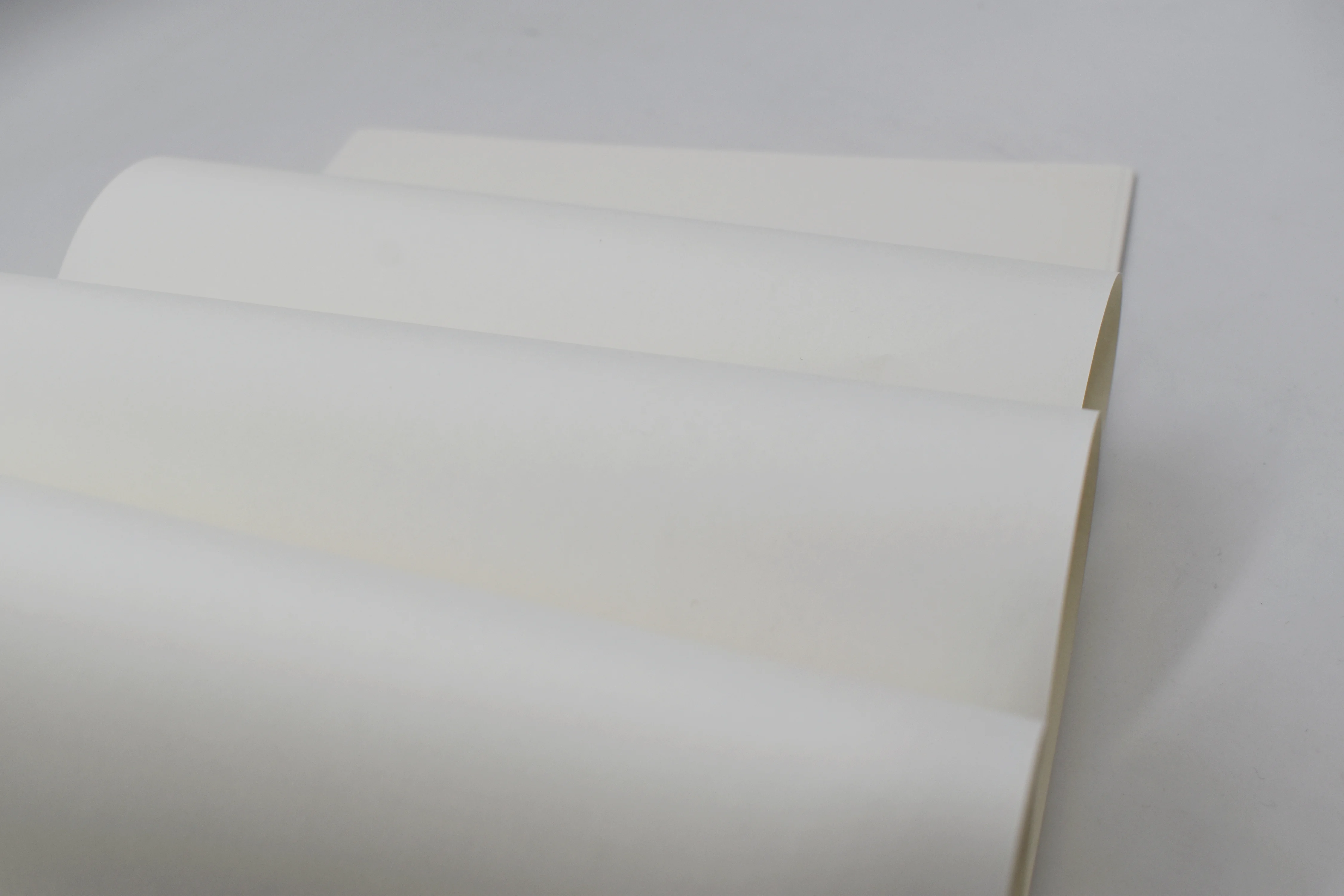 Uncoated Woodfree Offset Printing Paper for Notebook Printing 60gsm 70gsm 80gsm 120gsm Bond Paper Virgin Wood Pulp Plain Paper