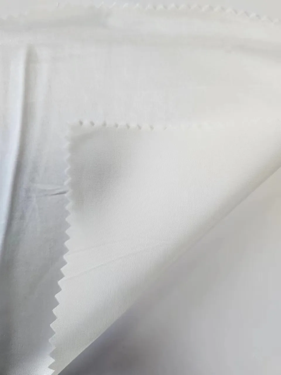 16mm 55% silk 45% viscose charmeuse satin fabric for luxury dress