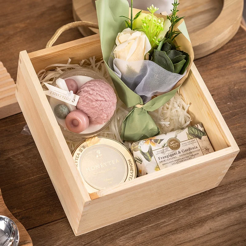 Chuanghua Custom Wood Christmas Gift Box Gift Boxes With  Acrylic glass Windows Gift Wooden Boxes With Handles