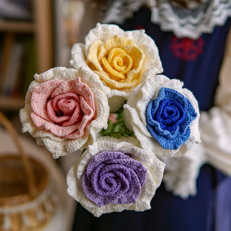 Floral Valentines Mother Day Gift Handmade Artificial Knitted Flowers Crochet Rose Flower Arrangement