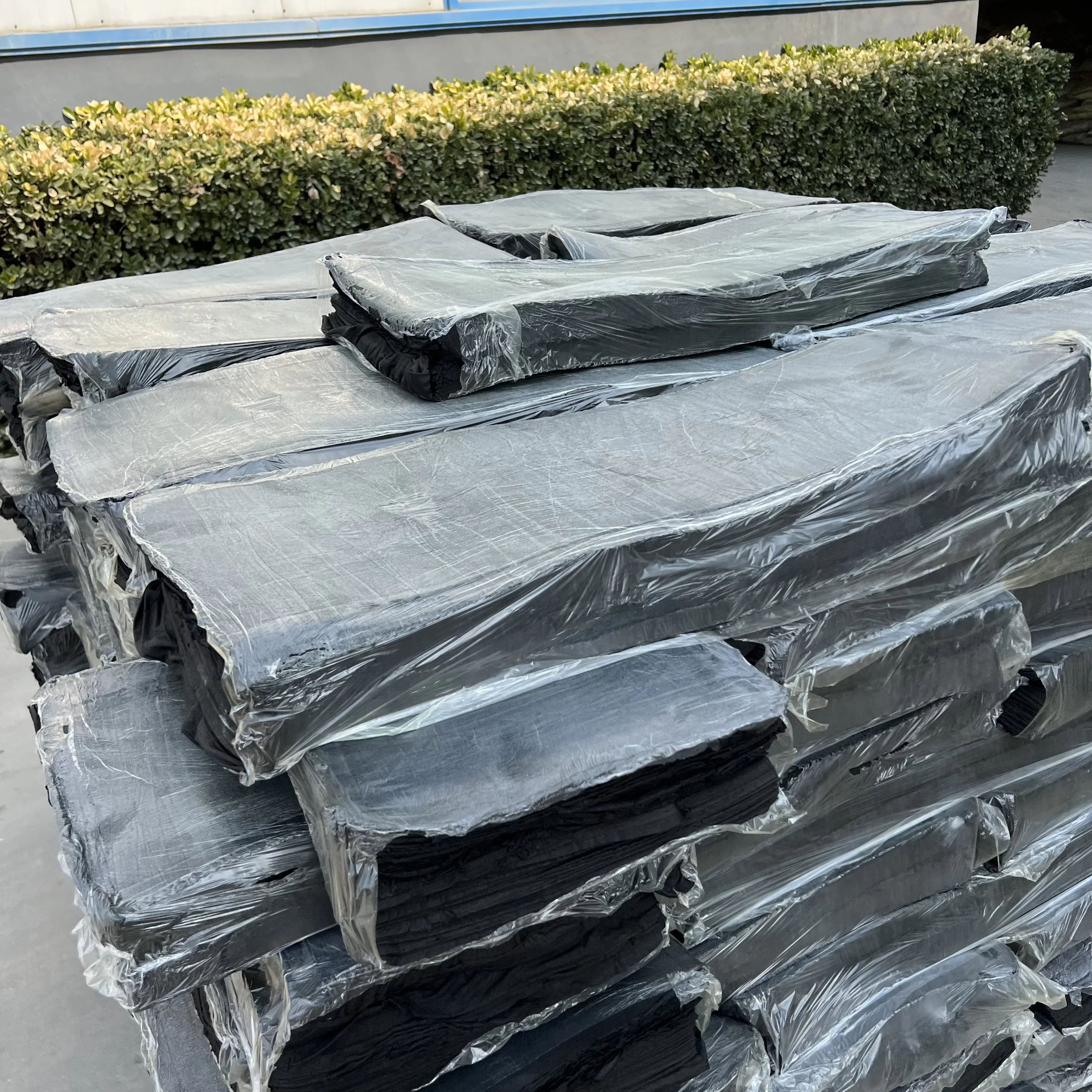 High Tensile  Odorless 14 MPA Recycled Rubber Granules Cheap Prices