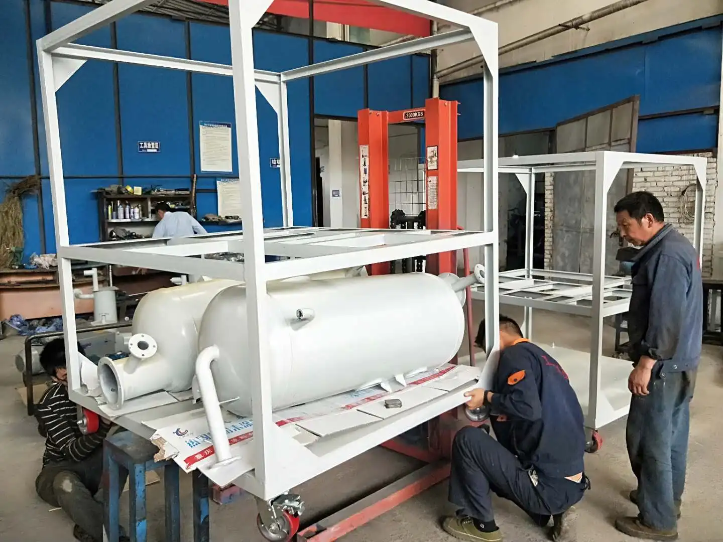 Chemical industry waste oil recovery and purification filter